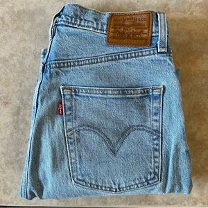 Levi | ribcage straight light blue buttonfly jeans